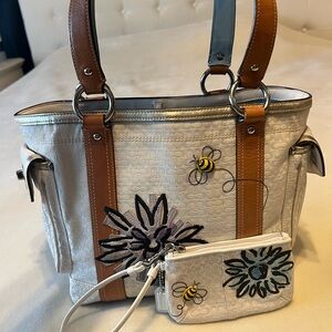 Coach Vintage Limited Edition Floral Bumblebee Signature Tote Bag/Wristlet Set